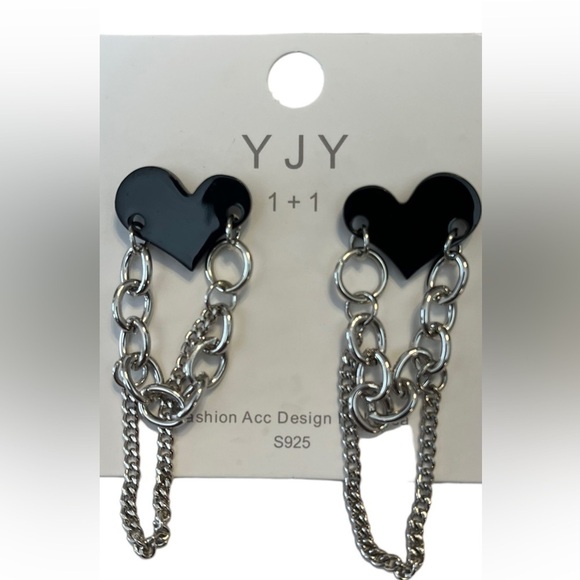 Silver and Black Color Fashion Jewelry, Hearts and Chains Pierced Earrings - Picture 1 of 4